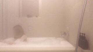 Bubble bathing(Japanese college girl)