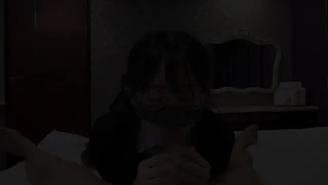 メガネの彼は最初は無理そうだったが、デカチンポでイキまくって最後