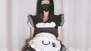 a beautiful cosplay girl is masturbating.I am not a hkdoll