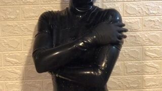 Latex Airi 001