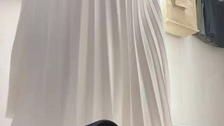 The secret of the fitting room 3