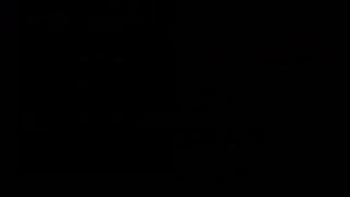 お風呂上がりの髪乾かし（ドライヤーシーン）