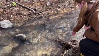 【個人撮影】登山者とすれ違う山で看護師に露出フェラチオしてもらった。